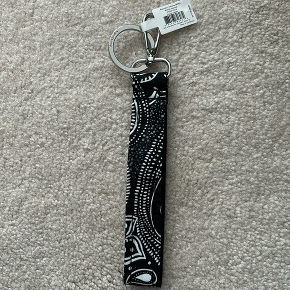 Vera Bradley Accessories - NWT Vera Bradley Wristlet Keychain